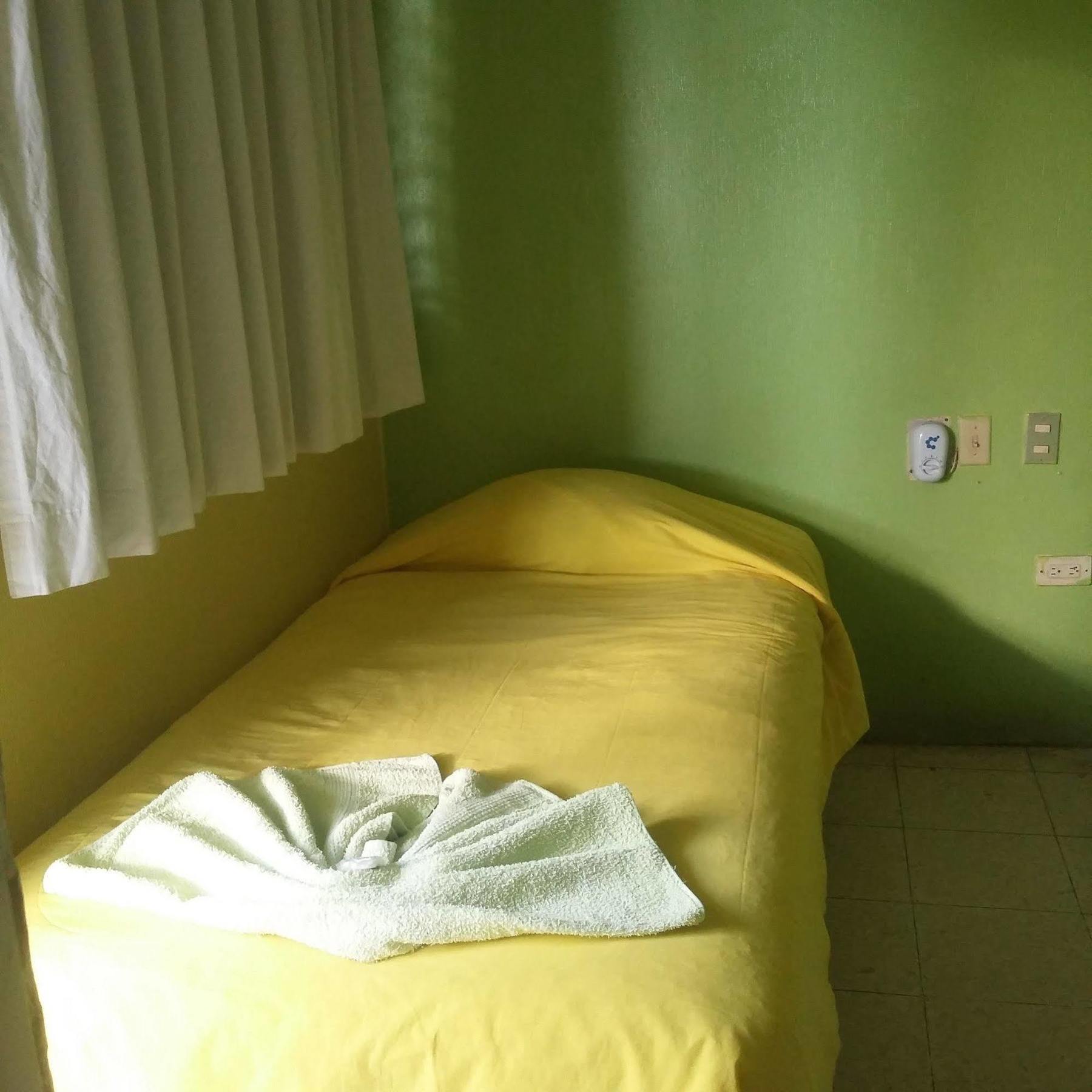 Green World Hotel Flores Exteriér fotografie